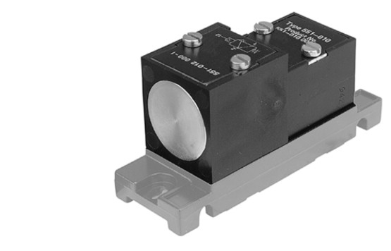 Aventics 551-012 Electric and Pneumatic Actuated Directional Valve