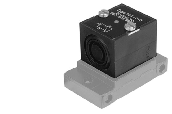 Aventics 551-015 Electric and Pneumatic Actuated Directional Valve